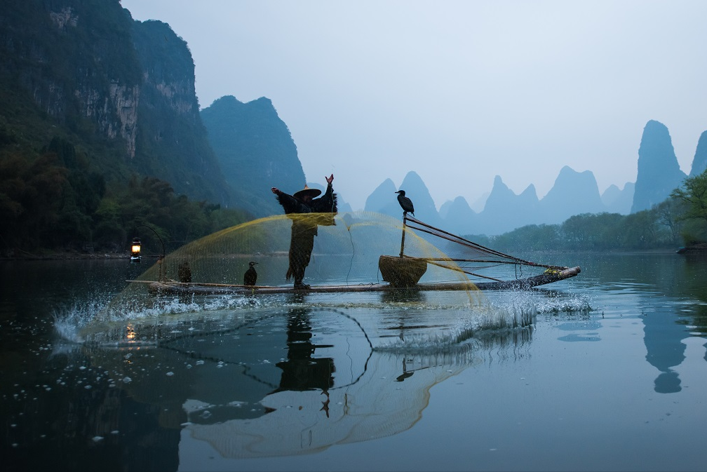 广西有个岩溶山水游览区，是世界上规模最大、风景最美，不要门票