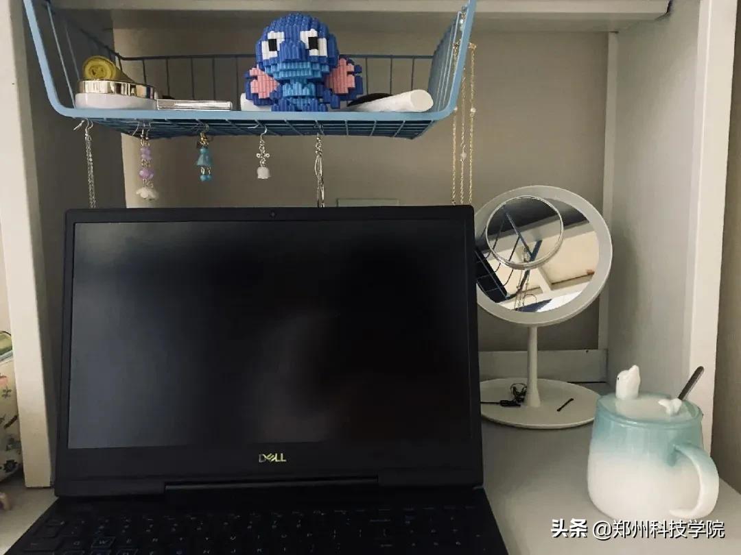 属于郑科人的宿舍小窝