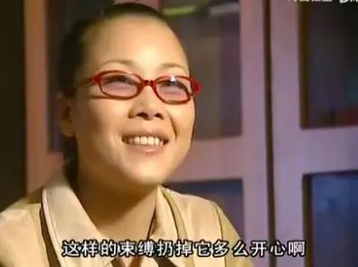 女足世界杯主题曲视频(娱乐圈唯一敢撕那英的女星，可惜被“封杀”了)