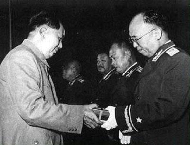 开国十大元帅中，如果只按照战功去排序，谁是第一？