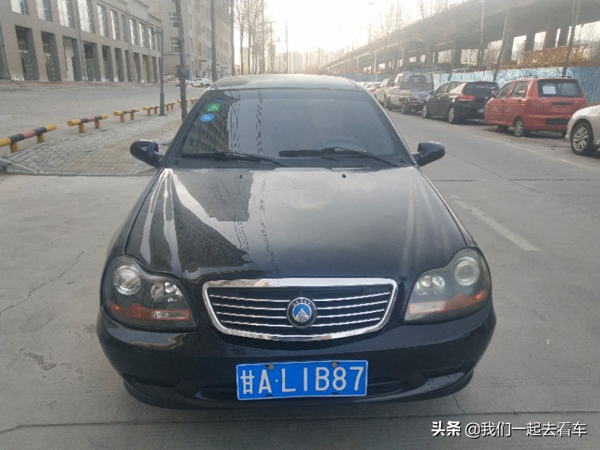 千元车系列，这是辆5500元的吉利自由舰，它不香吗？代步精品