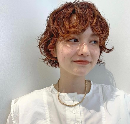 你选对适合自己的短发款式,照样是可以美美哒,染个适合自己肤色的发色