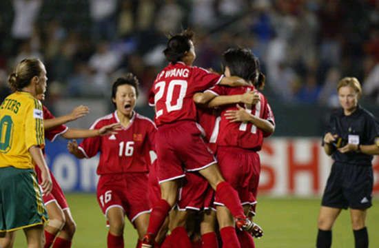 丹麦女足2007世界杯(国人骄傲！中国女足征战历届世界杯回顾：难忘20年前玫瑰绽放)