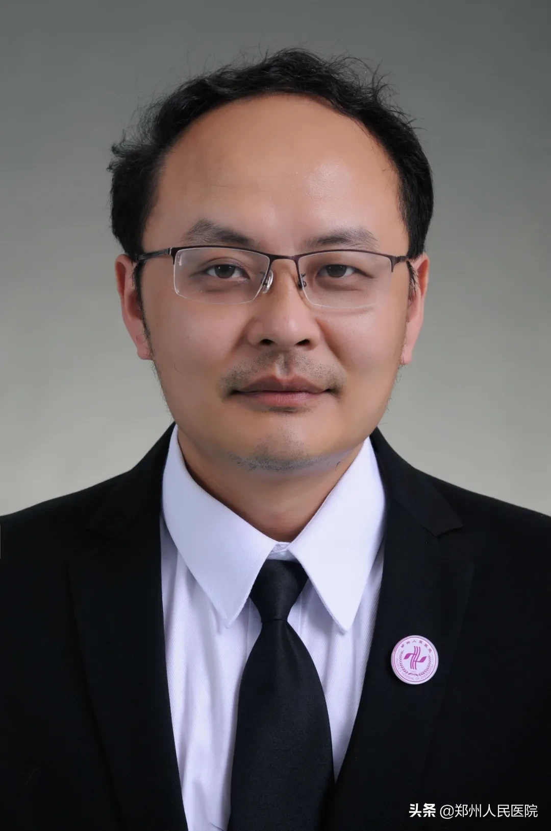 nba球員為什么手上戴膠圈（NBA球星也深受其困？“臀傷”到底是咋回事兒？）