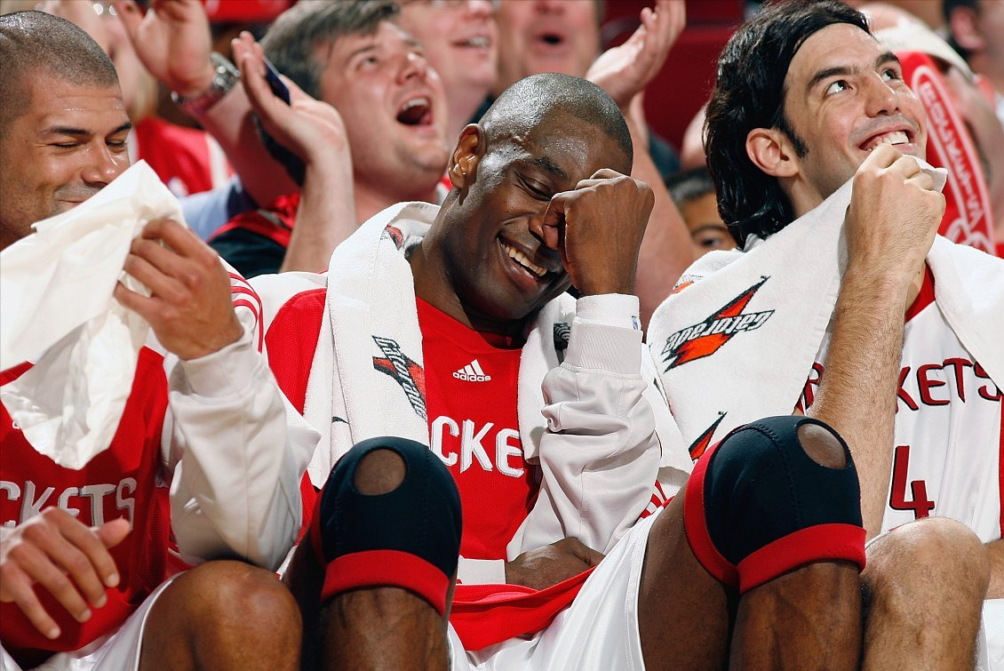 nba球鞋为什么脚趾变形（身高2米18穿59码，那詹姆斯脚趾变形后，穿多大码的球鞋才舒服？）-趣拿体育