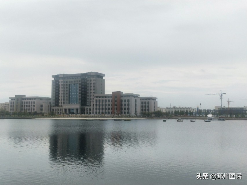 美丽的校园，威海职业学院