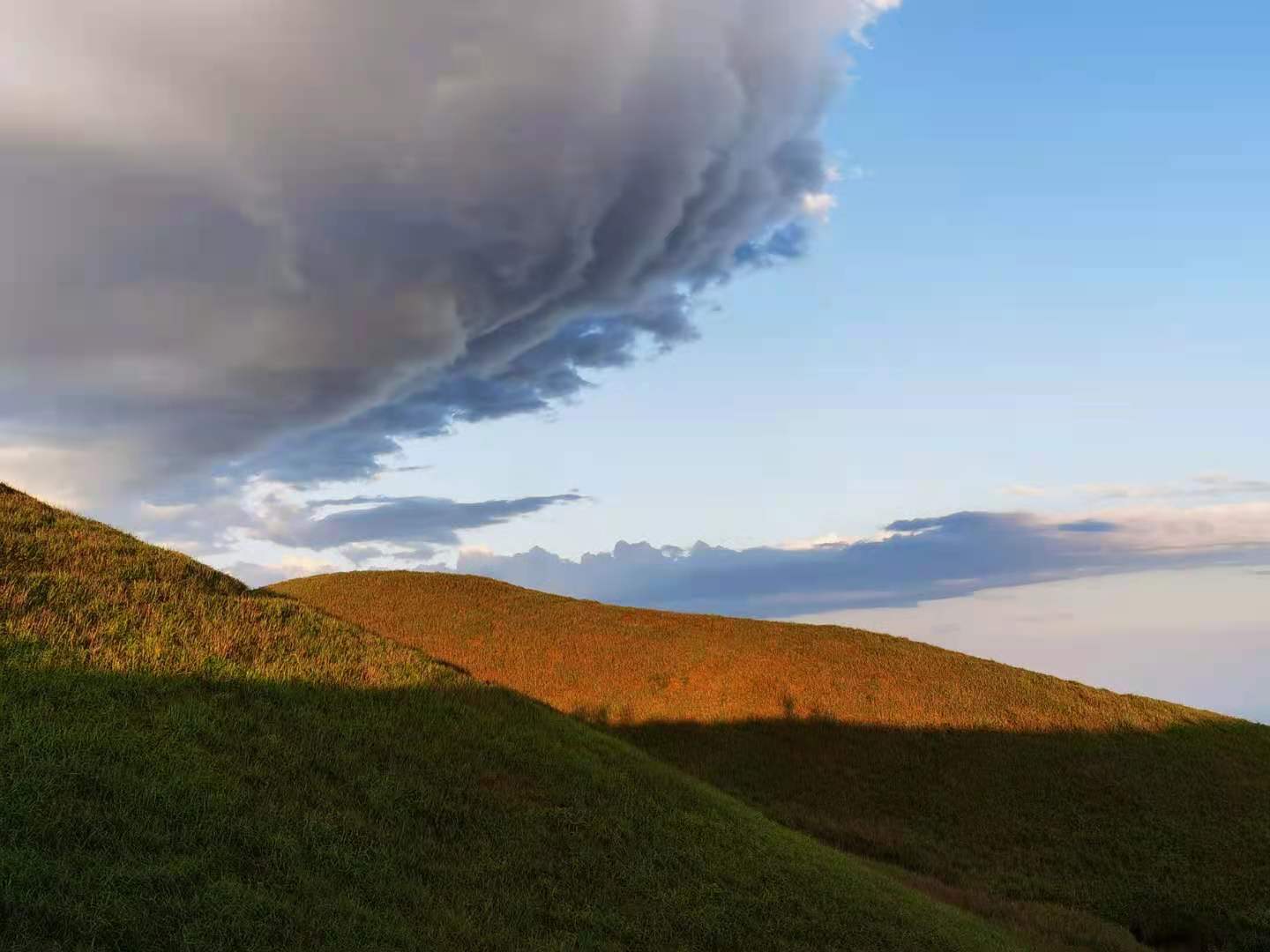 武功山海拔多少米(爱恨武功山，一生一定要去一次的徒步天堂)