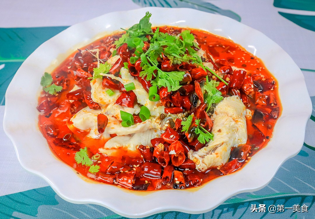 草魚的做法,草魚的做法簡(jiǎn)單又好吃