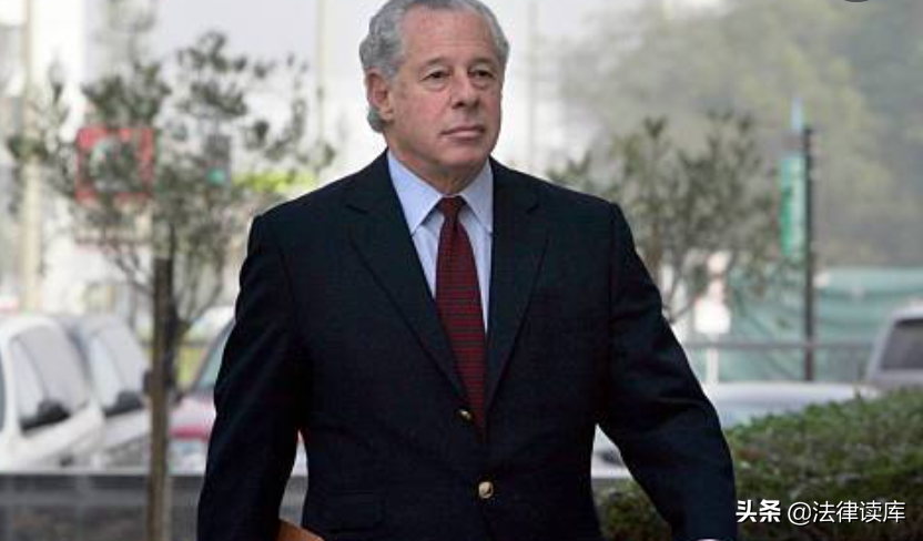 律师可以批评检察官和法官吗？