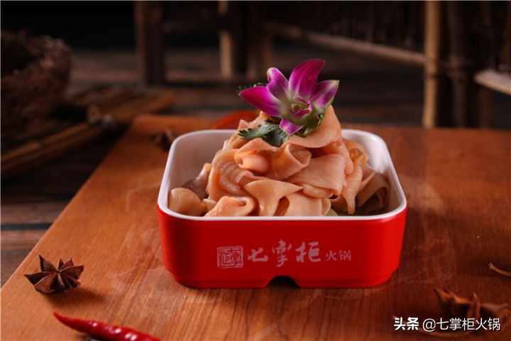 川渝川香江湖菜，20年老品牌，免费选址，整店输出，支持一站式服务。