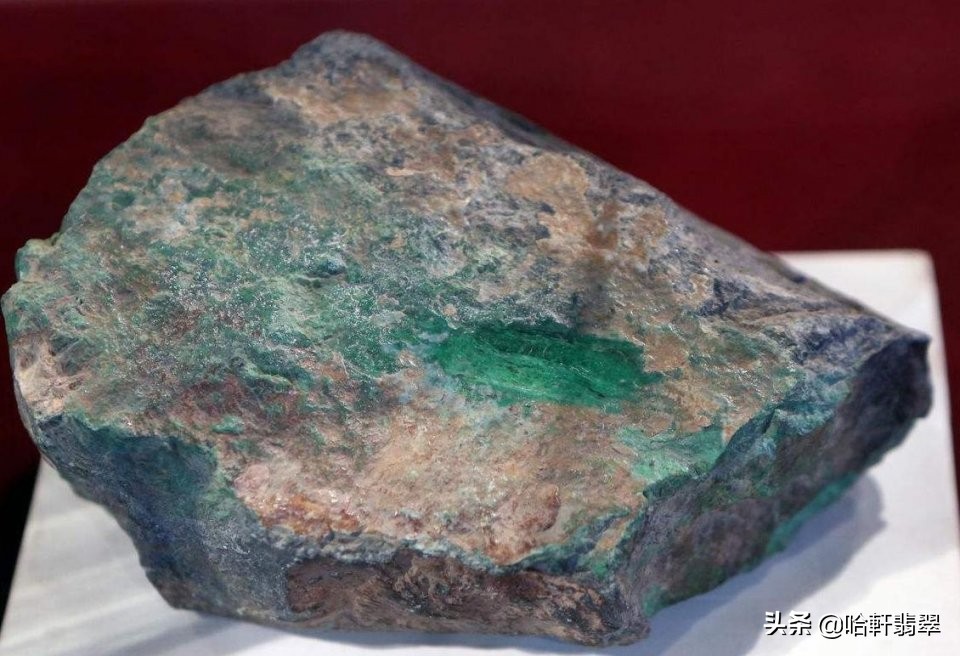 翡翠毛料(原石)是行家与行家的交易,普通人千万别玩