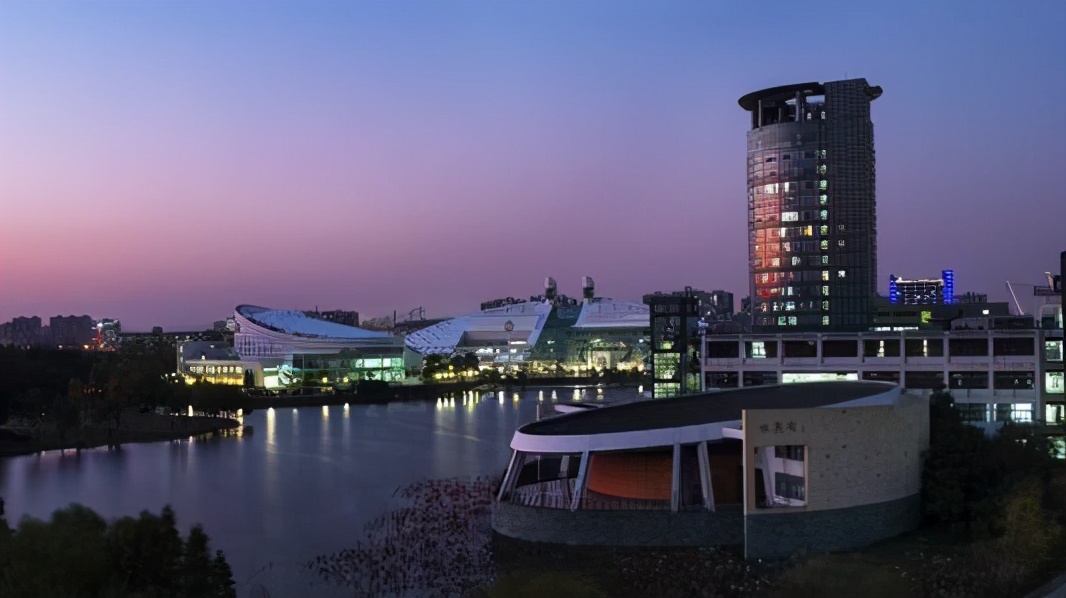 杭州该所大学，具有多门A类学科，国内知名，学生却感就业苦难