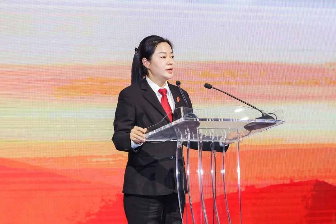 何为“邹碧华式的好法官、好干部”？24位上海法院人这样传承“燃灯者”精神