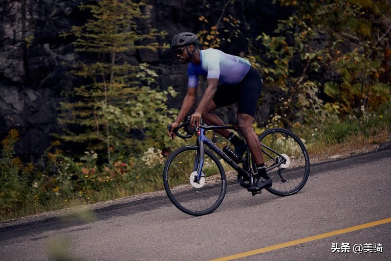 新型ARGON18可以全功能地在公路车上发售，更加坚硬，更加持久。