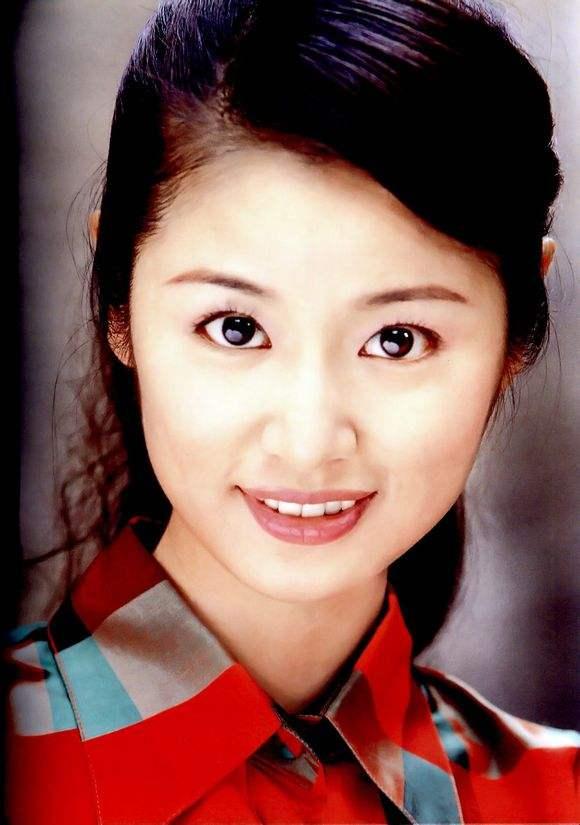 范冰冰杨幂周迅早期照片,你还认识她们吗?