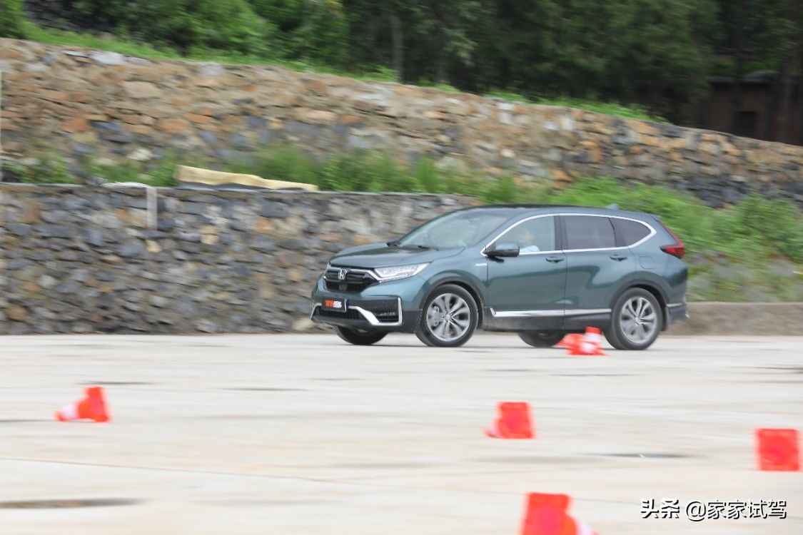 SUV中的全能奥运冠军 东风本田CR-V 锐·混动