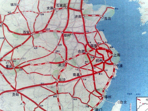 国家规划建设全国性综合交通枢纽城市，未来有七个方向的高铁