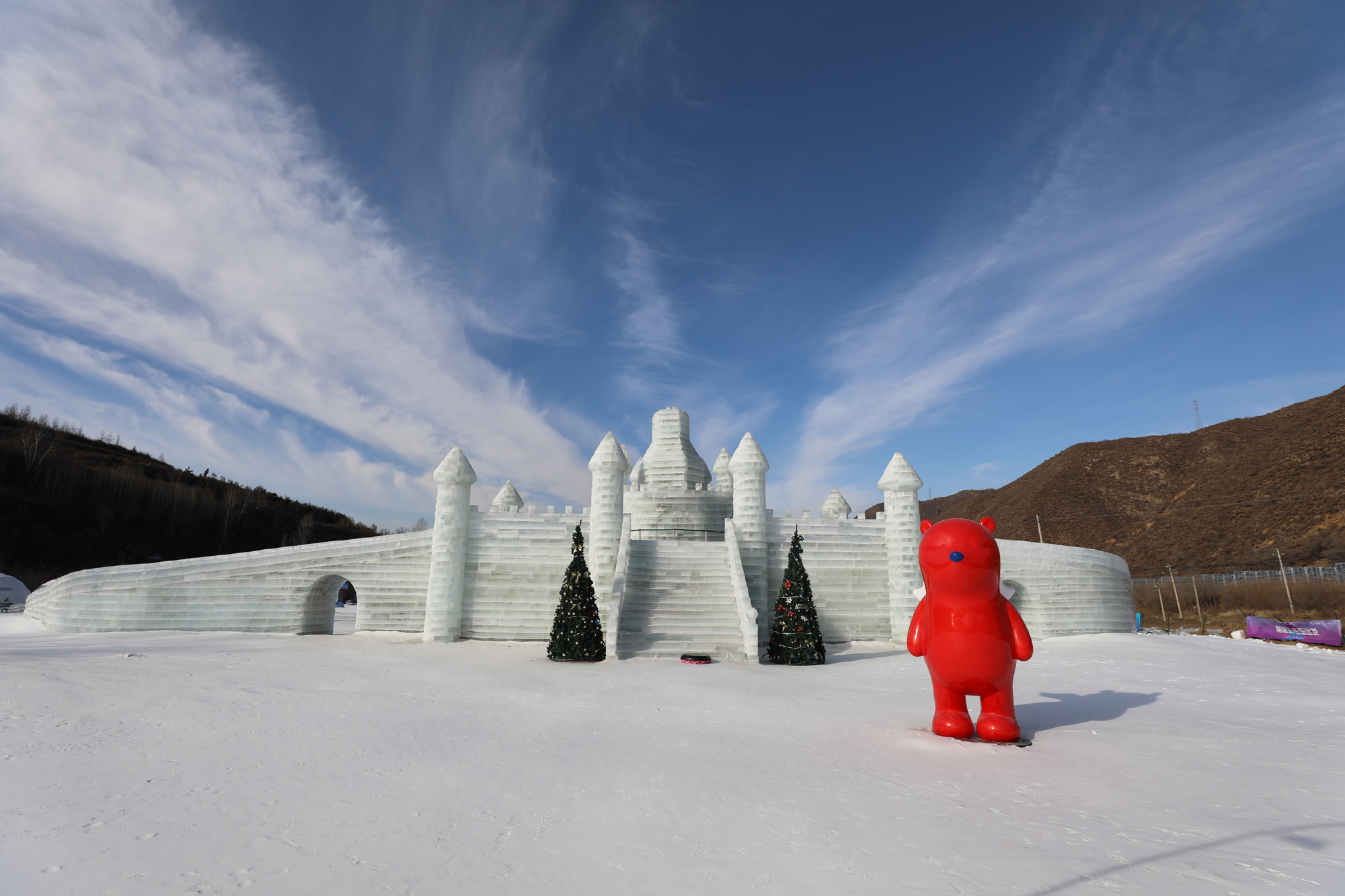 北京哪里可以滑雪(滑雪不止崇礼，打卡北京3大滑雪场，不出国门就能体验国际赛道)