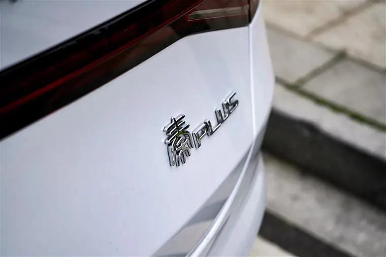只需0.2元/km！加一箱油跑1000多公里的轿车有多香？