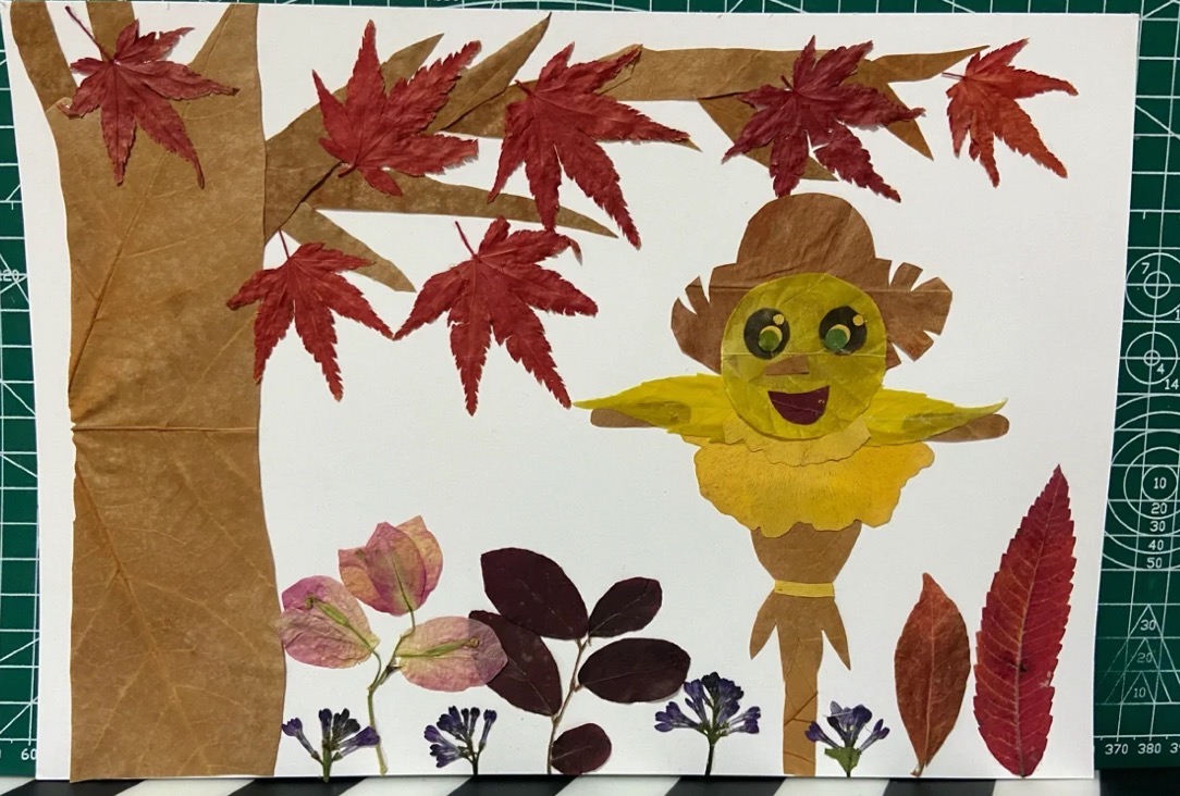 树叶画手工贴画「树叶画手工贴画二年级教案」