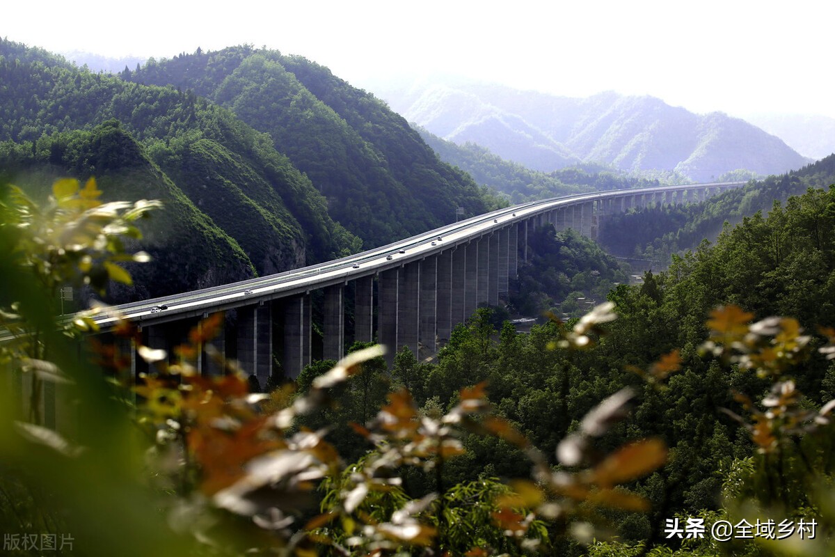 旅游不扎堆，河南省内，自驾游豫西山区的三条避暑线路