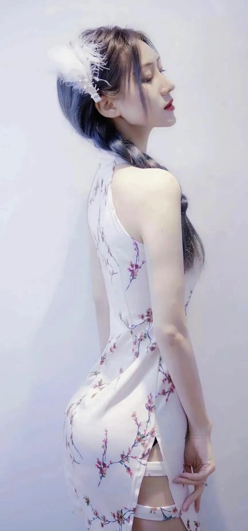 关于美女的说说配图「文案」 _qq说说网