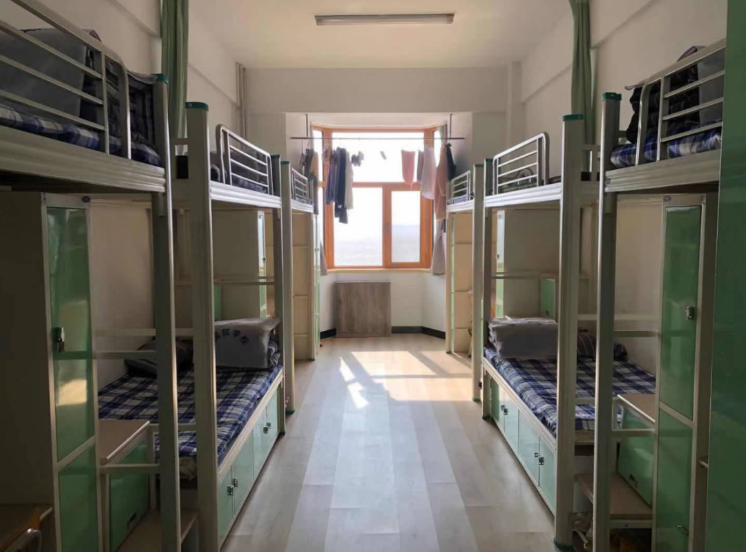 温馨宿舍优美句子