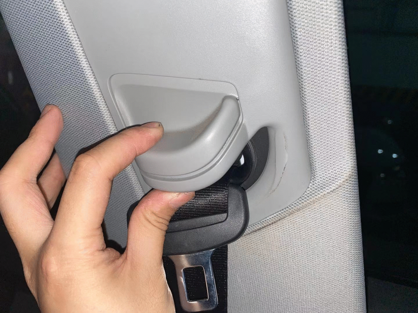 「独家分享」老司机都未必知道的23个车辆隐藏使用技巧