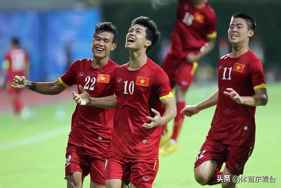 中国队怎么才能进2022世界杯（国足进军2022世界杯2条路线出炉！一条简单粗暴，另一条要上上签）