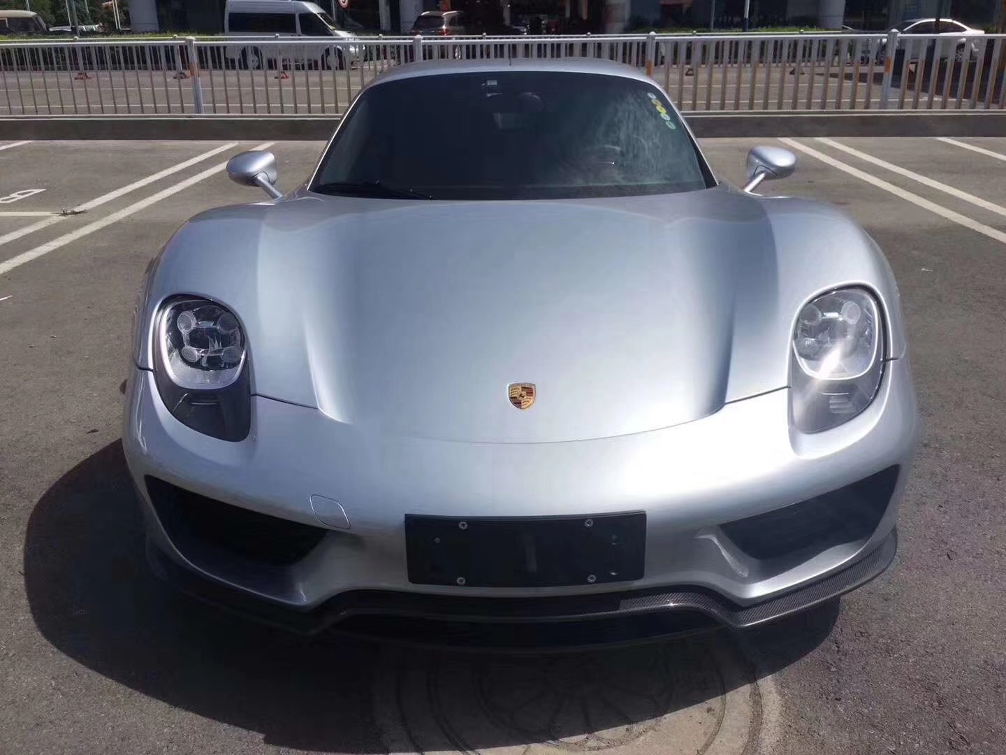 一台属于未来十年的超级跑车——保时捷918 Spyder