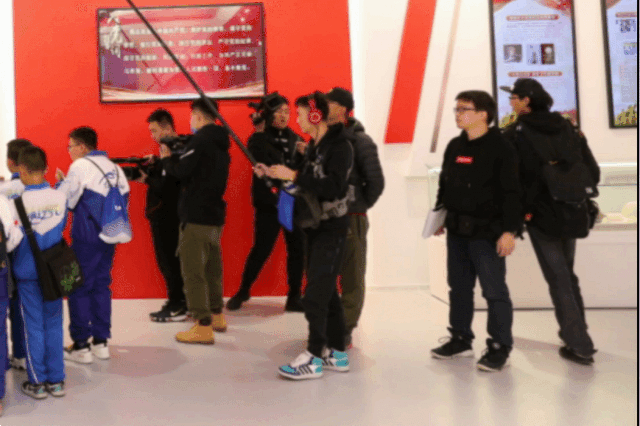 中央电视台少儿频道CCTV-14摄制组走进金川科技馆录制节目