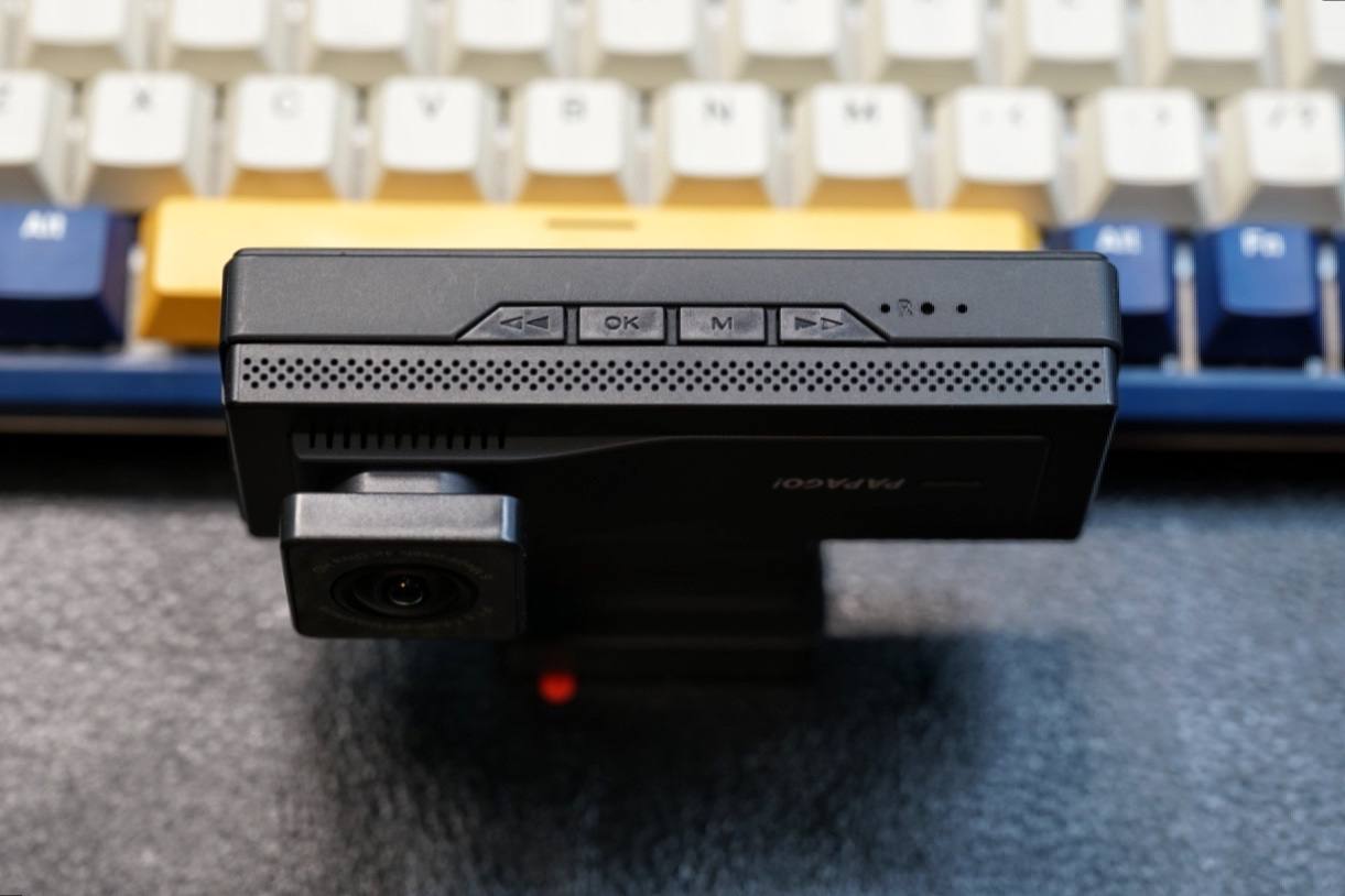 4K超清、畸变校正—PAPAGO S36 行车记录仪开箱评测