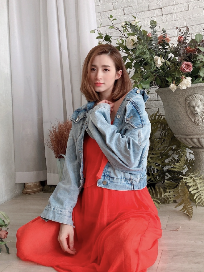 7位女神甜蜜待产:谢娜秀恩爱张梓琳晒孕肚,嫁给爱情的样子真美