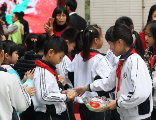 2021年多地中小学暑假时间公布，与往年有所差距，补课班发了愁