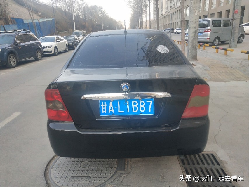 千元车系列，这是辆5500元的吉利自由舰，它不香吗？代步精品