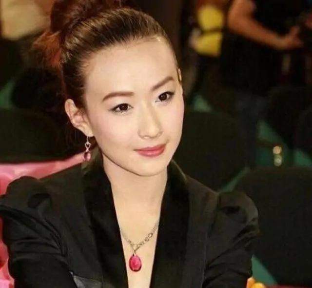 中国十大美女企业家 中国最美的女企业家 中国美女总裁盘点
