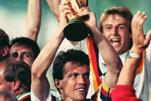 马纳多那世界杯银牌(追忆我的世界杯：1990意大利之夏)