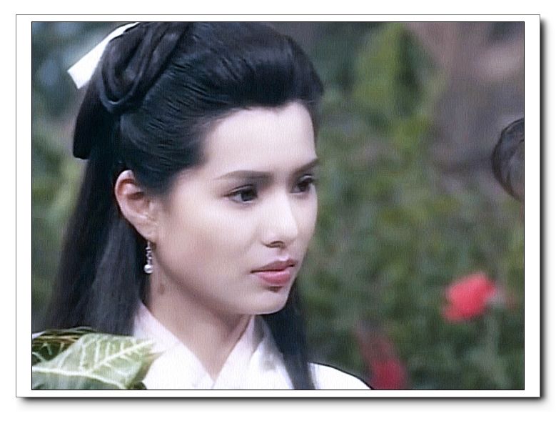 小龙女不会与人相处,性子冷才造就她不食人间烟火的气质