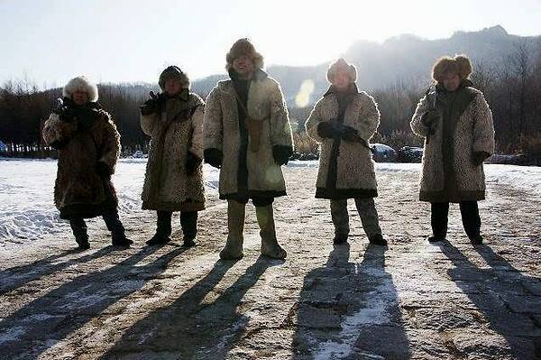 民国东北土匪多,小绺子暂且不说,大绺子必须有几个管事儿的.