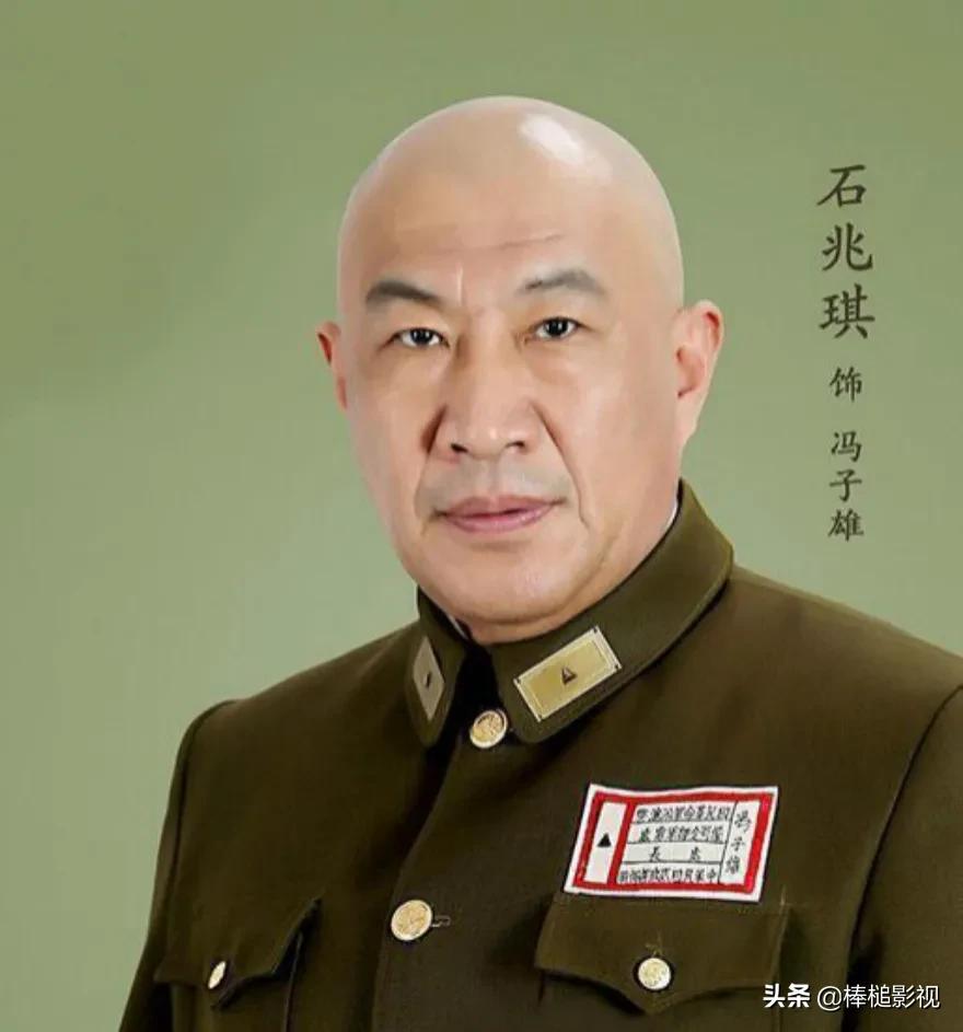 小鲜肉就别演军人了，让这10位硬汉男星告诉你，什么才是军人形象