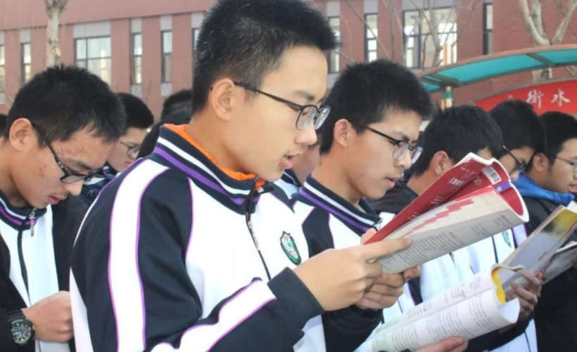 明年高考迎新规，部分学生将被取消考试资格，成绩再优秀也是徒劳