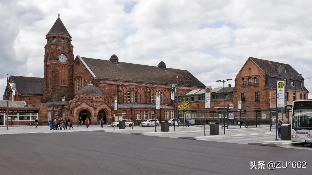 吉森大学，距离法兰克福很近的公立大学