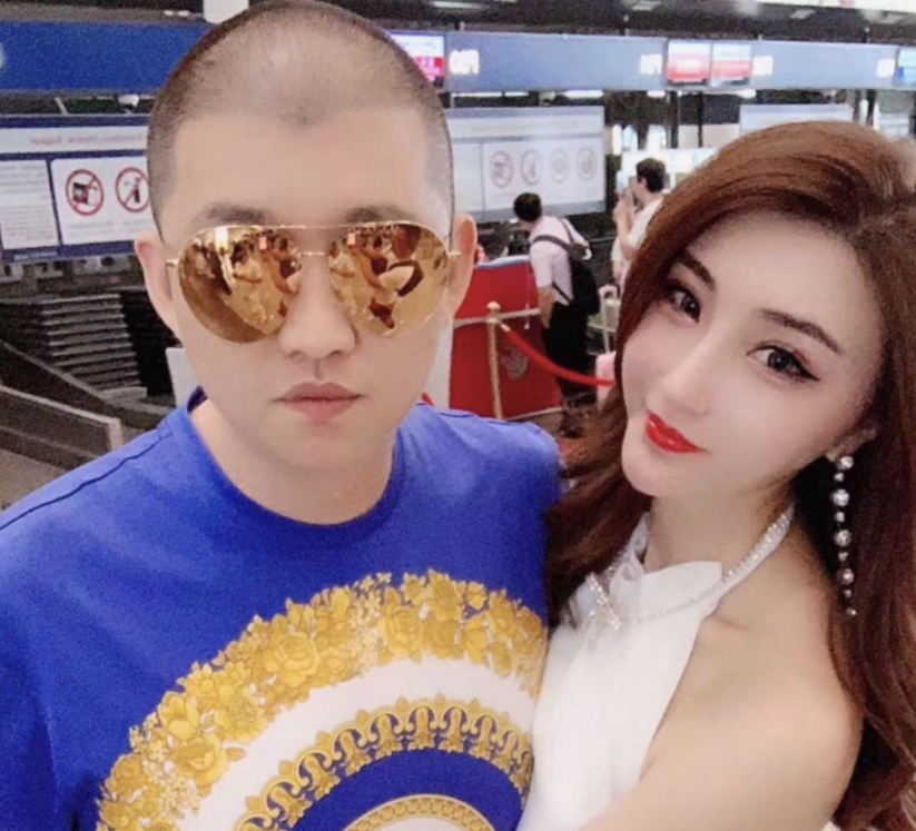 山西太原主播(网红直播卖货现场视频被爆出,后台有导
