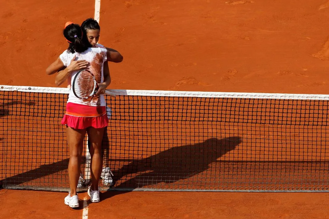 李娜网球法网决赛（法网专栏 - 难忘瞬间：2011年李娜成为亚洲首位大满贯得主）