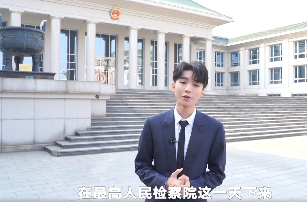 王俊凯有出息了，首次担任公益形象大使，国家级别的正能量偶像