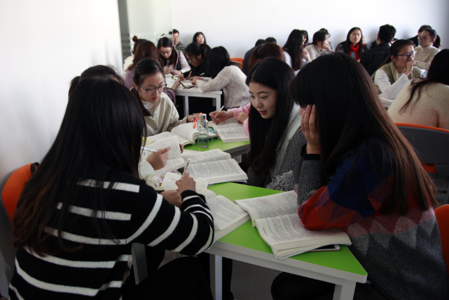 深圳大学1042人申请转专业，管理学院人数破百，榜首是大热门