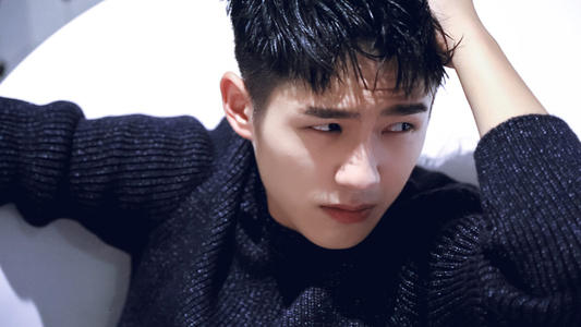 少年北漂读中专，退学之际，陈思诚的一通电话改变了刘昊然的人生