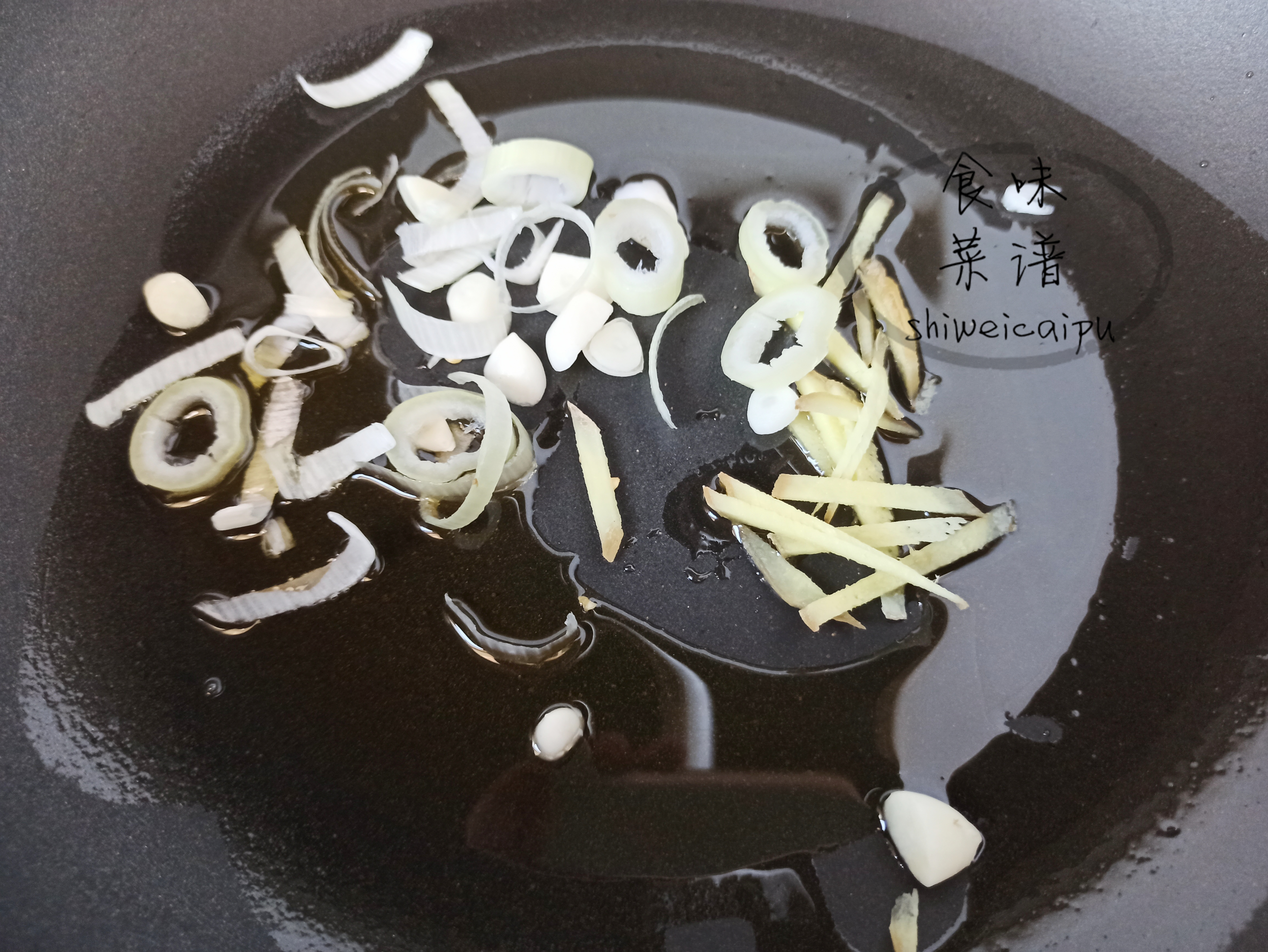 蒜苔的做法教程（教你6种鲜嫩营养的家常菜）