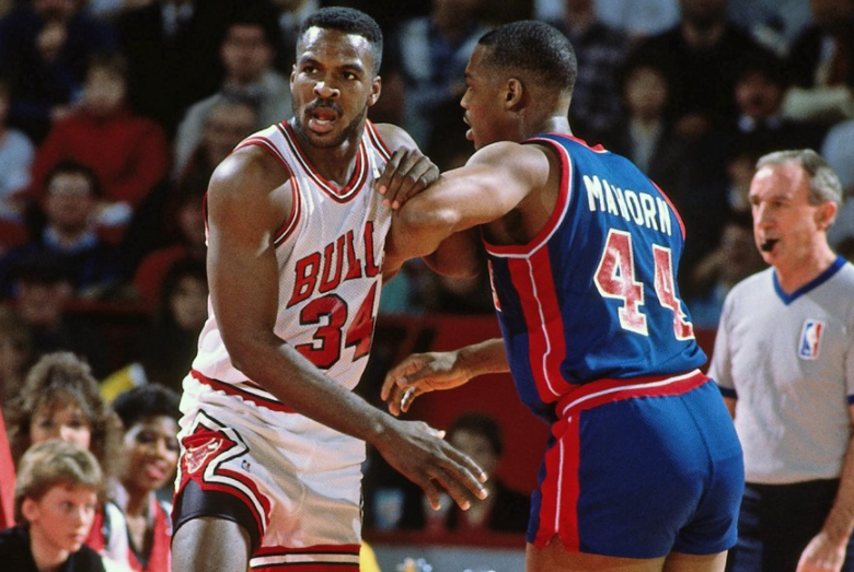 奧克利nba為什么不讓在（奧克利忠心護主的故事：薩利與喬丹開玩笑挨揍，被交易后難舍舊情）