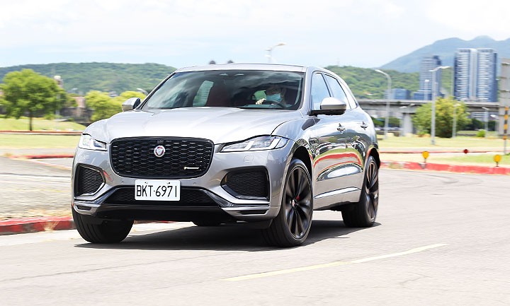 不放弃，就有机会，试驾捷豹新款F-Pace R-Dynamic S
